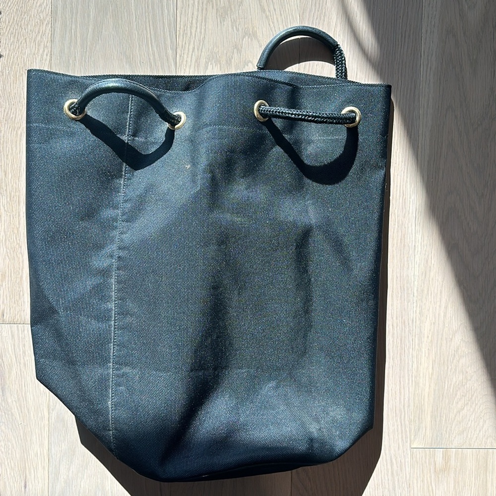 Longchamp Large Black Bucket Canvas Bag with Sturdy Woven and Leather Handles - Picture 4 of 6